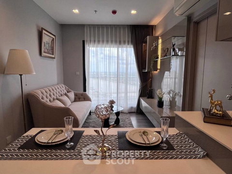 คอนโด 2-ห้องนอน ที่ เดอะโพลิแทน รีฟ ใกล้ MRT สะพานพระนั่งเกล้า (ID 2998936)