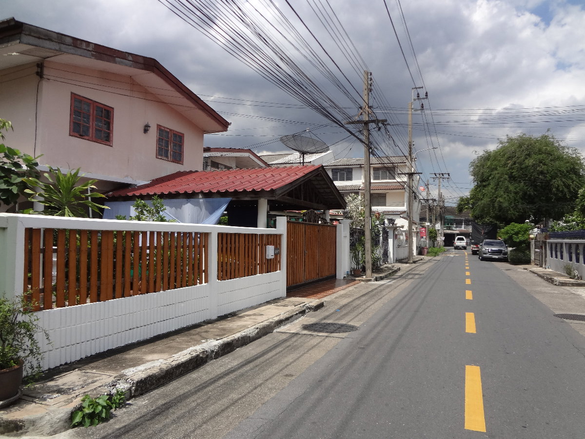 รูป บ้านเดี่ยว2ชั้นหมู่บ้านทอรุ้งซ.นวมินทร์111บึงกุ่มพื้นที่71ตารางวา ออกถนนใหญ่เพียง200ม.ก่อนแยกประเสริฐมนูกิจ-เกษตร นวมินทร์ ใก้ลลห้างเซ็นทรัลอีสต์วิลล์ - รูปที่ 16/16