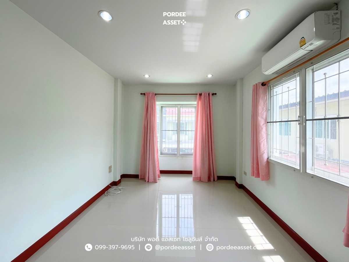 รูป ทาวน์โฮม 2 ชั้น หมู่บ้านบัวทองธานี (ขนาด 24 ตร.ว.) หลังริม บางบัวทอง นนทบุรี : Buathong Thani - รูปที่ 6/20