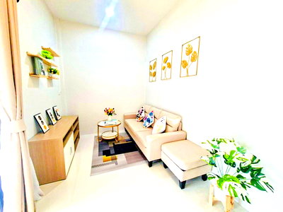 Townhouses for sale Bang Lamung Chonburi : Renovated Townhouse for Sale in Nong Yai, North Pattaya