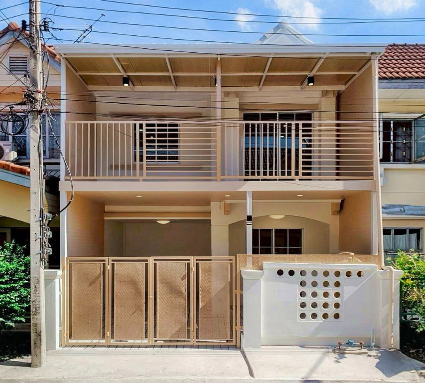 รูป บ้านแต่งสวย 4 ห้องนอน  อยู่ต้นโครงการ  #หมู่บ้านบุศรินทร์ บ้านกล้วย – ไทรน้อย บางบัวทอง  ใกล้เซ็นทรัล เวสเกต - รูปที่ 2/16