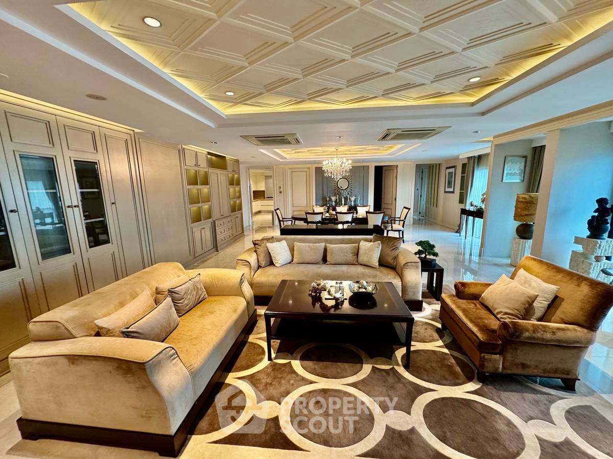 picture 5-BR Condo at Sathorn Gardens near MRT Si Lom (ID 2993940) - 1/33