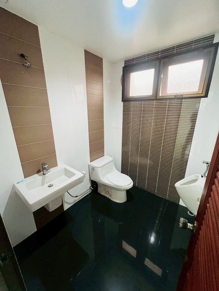 รูป ขายบ้านเดี่ยว 60 วา ติวานนท์38 ใกล้สนามบินน้ำ สี่แยกแคราย ติดรถไฟฟ้าสีชมพู - รูปที่ 5/9