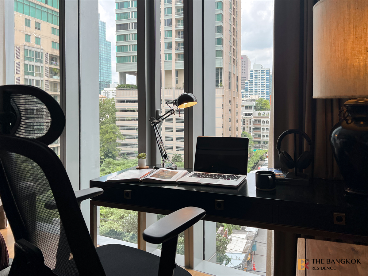 picture Saladaeng residences near MRT Silom Station - 8/10