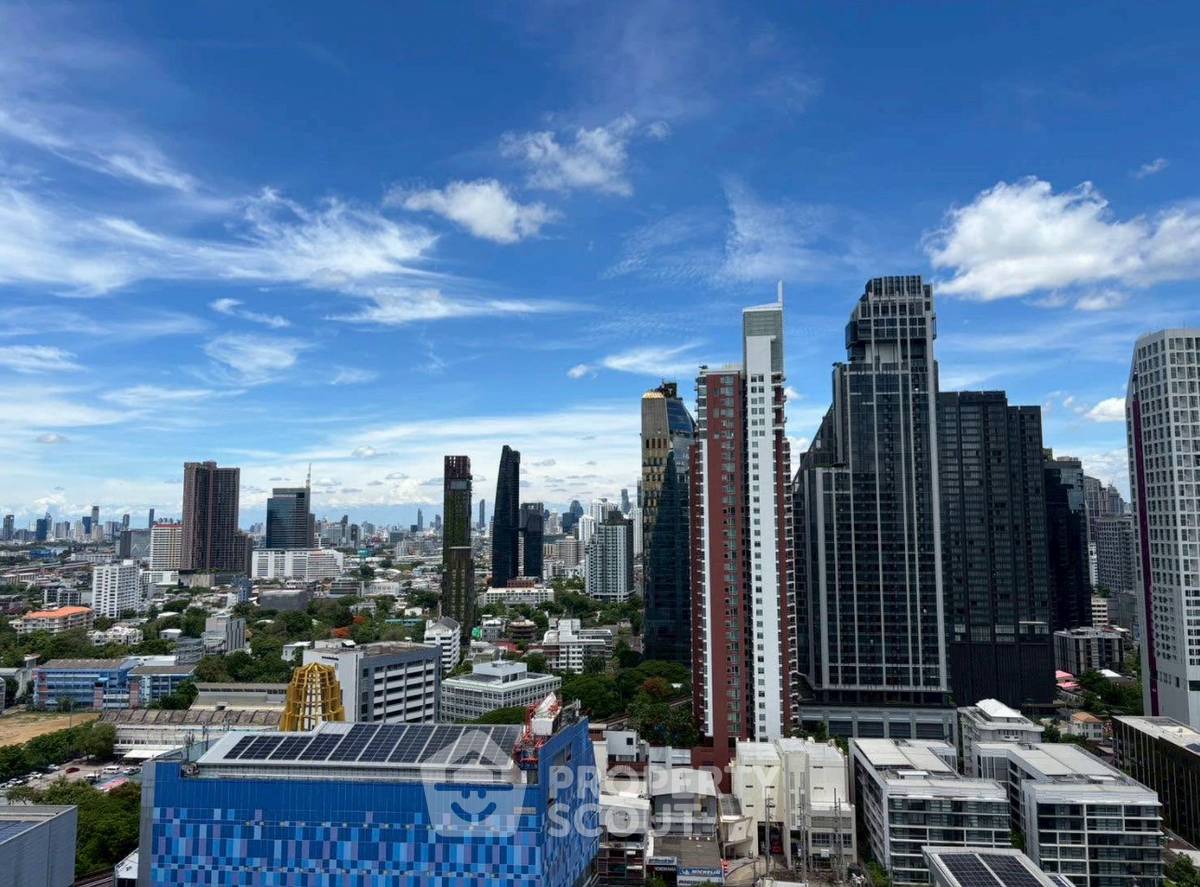 รูป คอนโด 1-ห้องนอน ที่ โนเบิล รีวิล เอกมัย ใกล้ BTS เอกมัย (ID 2997558) - รูปที่ 3/5