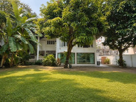 ND0814 ให้เช่าบ้านเดี่ยวพร้อมสวนขนาดใหญ่ ใจกลาง ร่วมฤดี Rare Garden House in Ruamrudee🌳