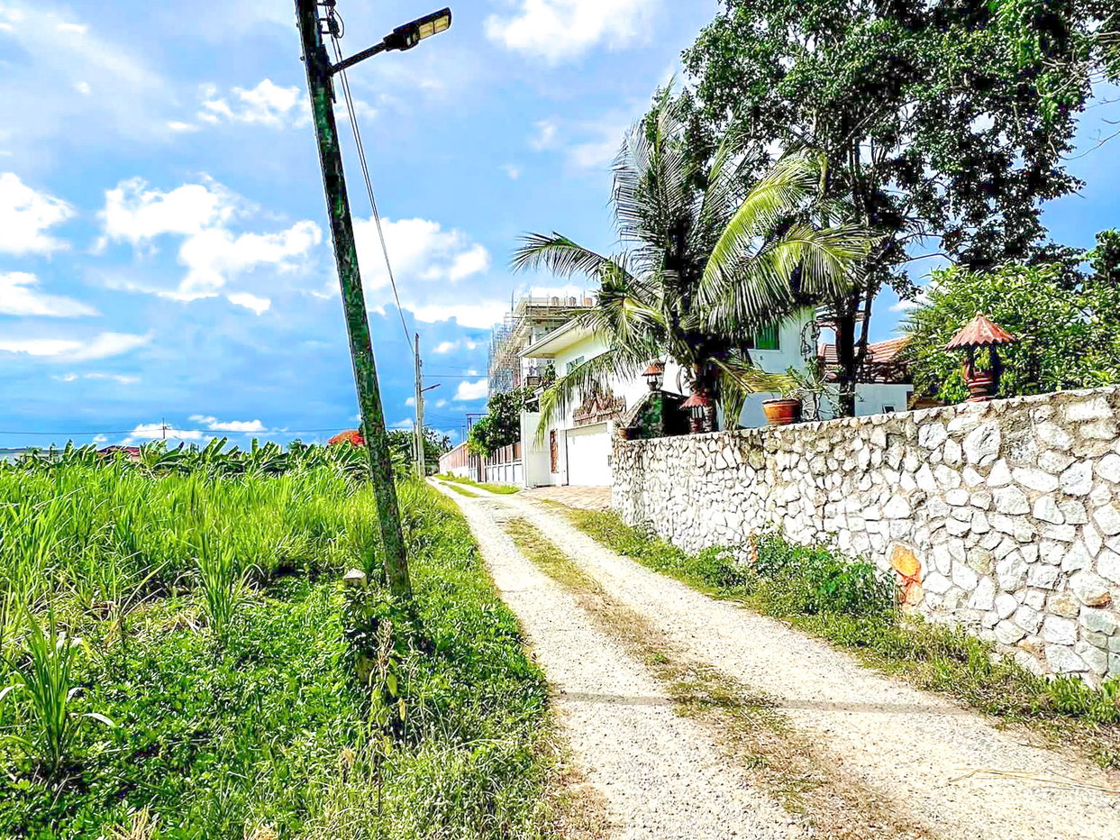 รูป Land for Sale Huay Yai East Pattaya Prime Location Suitable - รูปที่ 3/6
