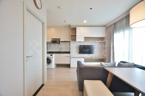Easy Travel, Fully Utilized Space Noble Revolve Ratchada near MRT Cultural Center of Thailand Station