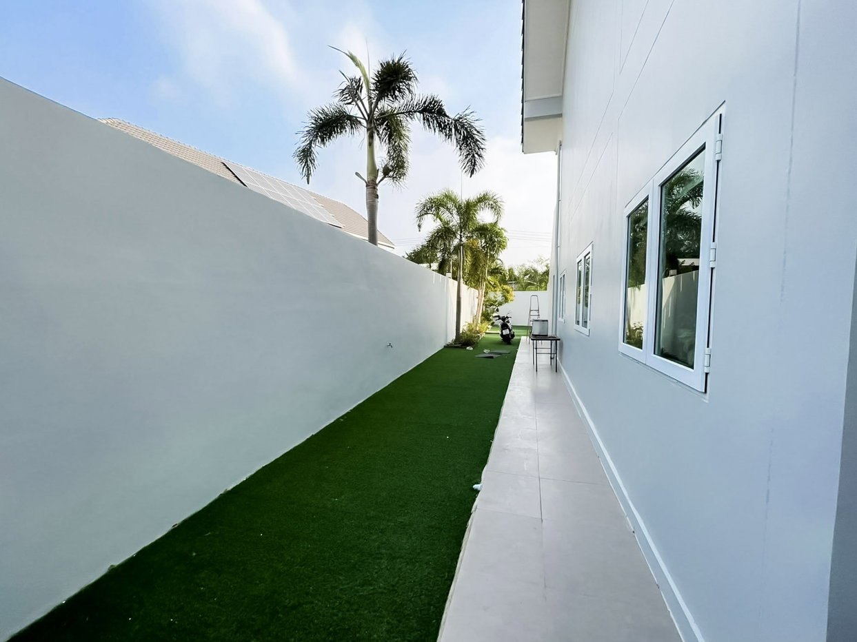 รูป Pool Villa for Sale Thung Klom East Pattaya 3 Bedroom - รูปที่ 20/23