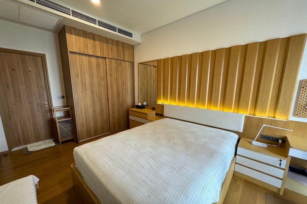 รูป เช่าด่วน !! Siamese Exclusive Sukhumvit 31, 1 นอน, 1 น้ำ, ชั้นสูง 10++, ห้องกว้าง, ลิฟท์ส่วนตัว, ทำเลดี !!🔥Code C20230600151 แต่งครบ, พร้อมเข้าอยู่📣 - รูปที่ 7/8