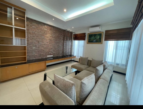 รูป ให้เช่าบ้านเดี่ยวหรู 3ชั้นเนื้อที่ 210 วา450ตร.ม 6ห้องนอน 4ห้องน้ำ เฟอร์ครบ ถนนรัชดา จตุจักร ลูกคต่างชาติ ราคาเช่า 130,000 บ/ด ลูกค้าไทย 110,000 บ/ด - รูปที่ 5/18