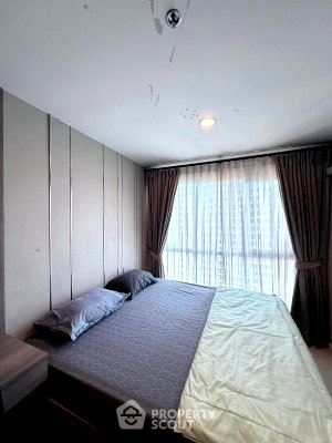 คอนโดให้เช่า : คอนโด 2-ห้องนอน ที่ ริธึ่ม สาทร ใกล้ BTS สะพานตากสิน (ID 2998019)