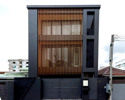 Houses for sale Pattaya Sai 2 : Luxury pool villas in Pratumnak Hill, Pattaya. Premium location near the beach.
