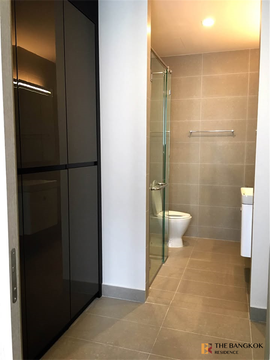 Noble Ploenchit Easy Start with a City Dweller Lifestyle near BTS Phloen Chit