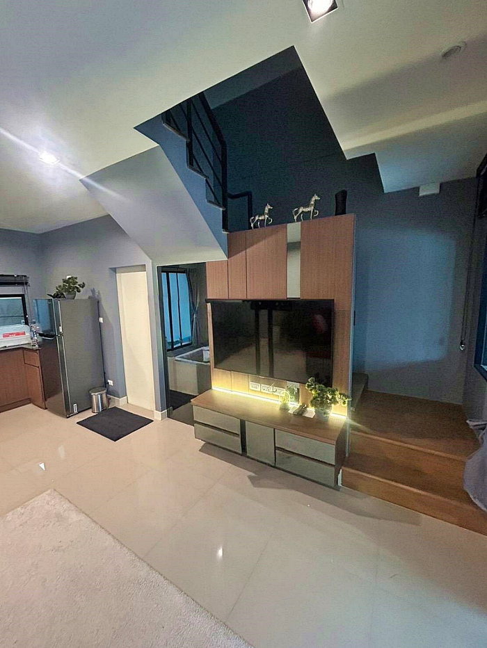 รูป ให้เช่า  ทาวน์โฮม 3 ชั้น  บ้านกลางเมือง  รามอินทรา – วัชรพล    ตกแต่งสวย   ใกล้จุดขึ้น – ลง ทางด่วนสุขาภิบาล 5 - รูปที่ 4/11