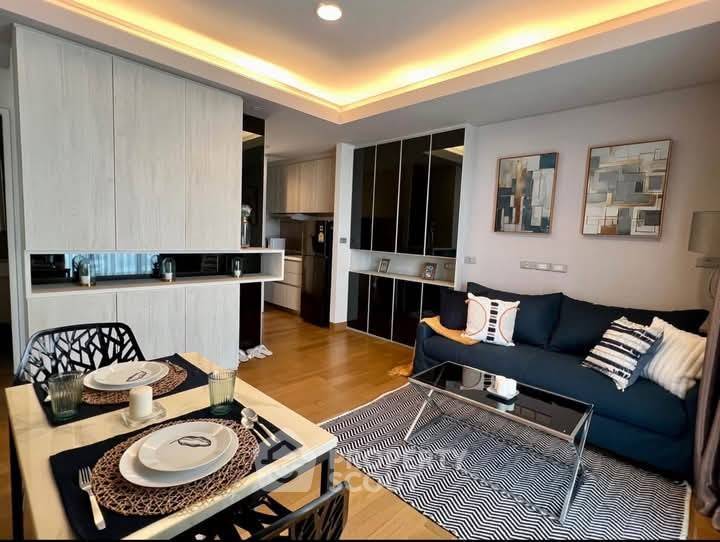 picture 19th-Floor 2-BR Condo At The Lumpini 24 Near BTS Phrom Phong (ID 2002559) - 1/7