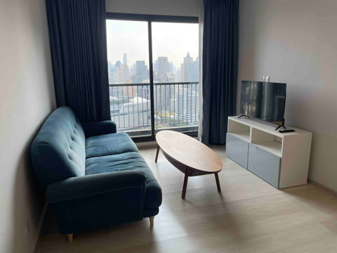 R685/For Rent: Life One Wireless Condo – 2 Bedrooms on the 41st Floor (Top Floor)