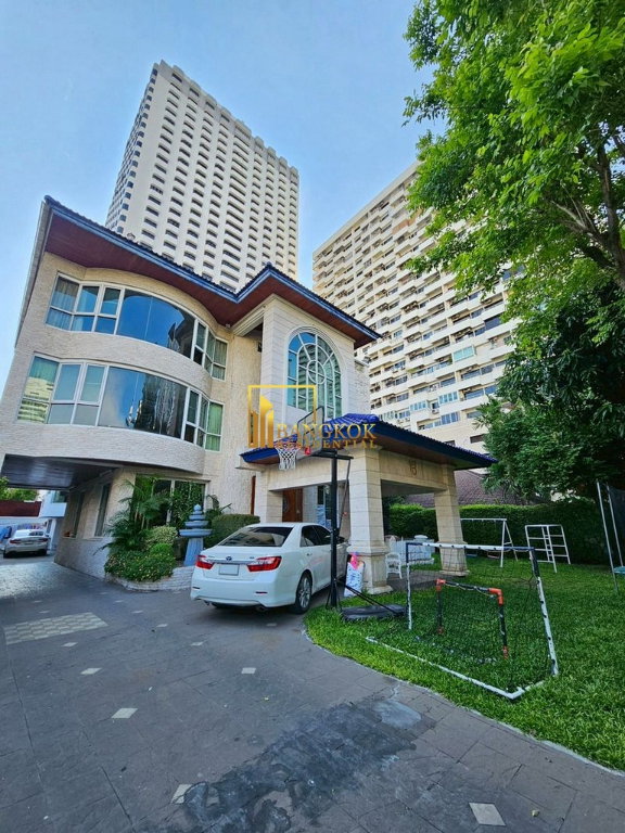 รูป Incredible 8 Bedroom Luxury House For Sale in Nana Area - BR28284SH - รูปที่ 12/12
