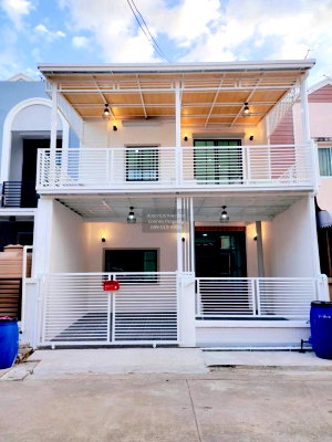 Townhouses for sale Khlong Luang Pathumthani : For Sale Townhouse/Townhome  , Baan Wararak Rangsit-Klong 3 , newly renovated , Khlong Sam , khlong Luang , Pathum Thani , CX-159625 ✅ Live chat with us ADD LINE @connexproperty ✅