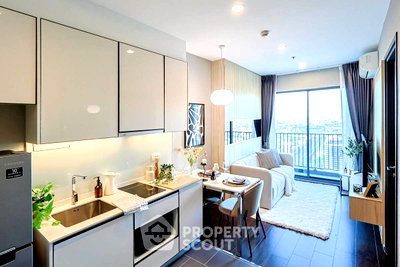 Condos for sale : Well-Priced 1-BR 35 Sqm On 37th Floor, C Ekkamai, Near ARL Ramkhamhaeng (ID 3001423)