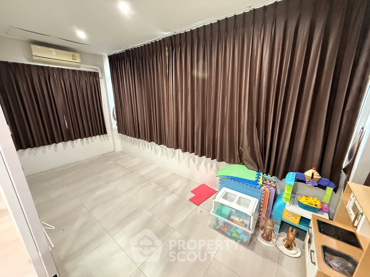 picture 4-BR House in Suan Luang (ID 2997910) - 12/16