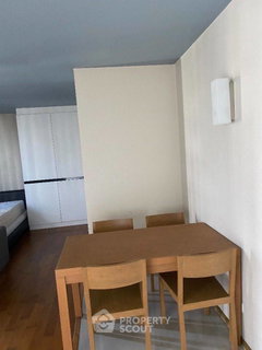 รูปภาพ Great Value 1-BR 37 Sqm Condo, The Tempo Ruamrudee, BTS Phloen Chit (ID 2184675)
