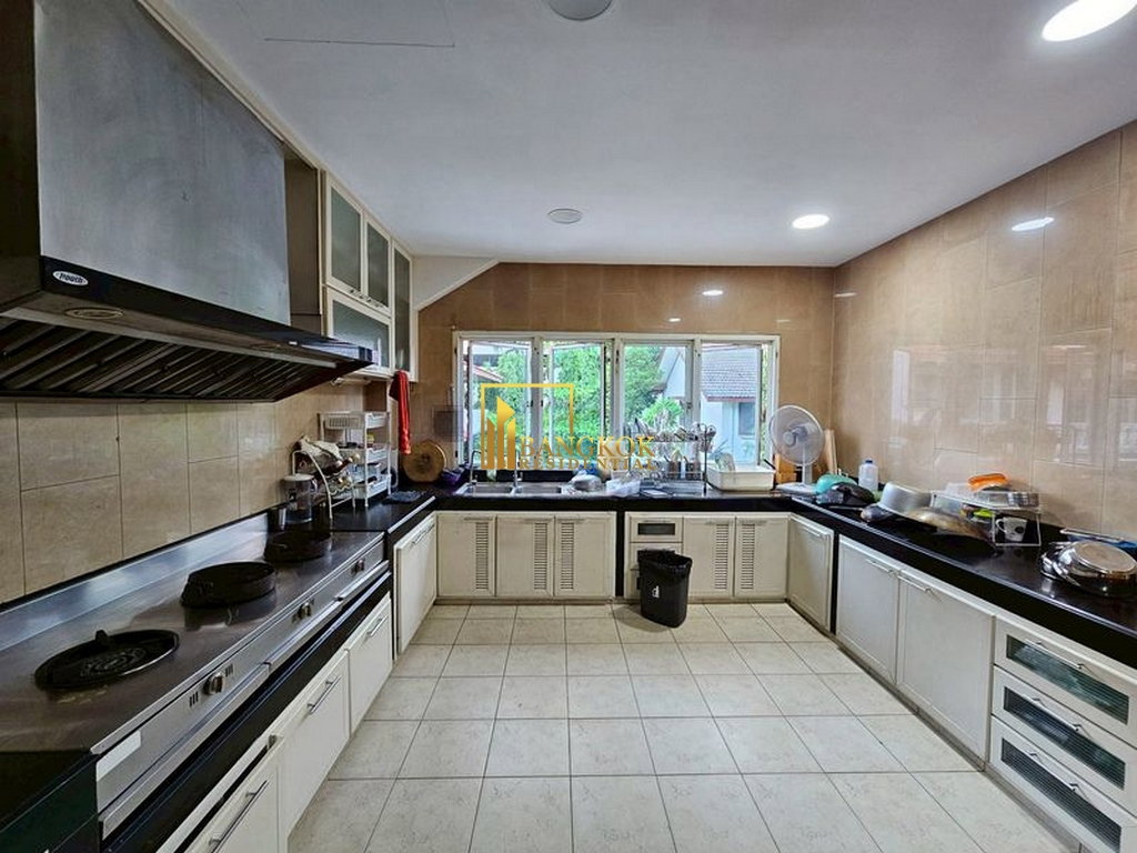 รูป Incredible 8 Bedroom Luxury House For Sale in Nana Area - BR28284SH - รูปที่ 4/12