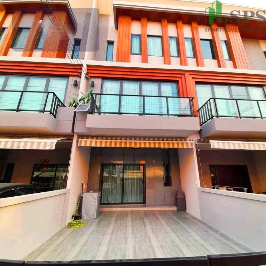รูป ทาวน์โฮม ให้เช่า ไอเจ้นท์ พัฒนาการ เฟอร์นิเจอร์ครบพร้อมอยู่ (SPSJP426) - รูปที่ 1/10