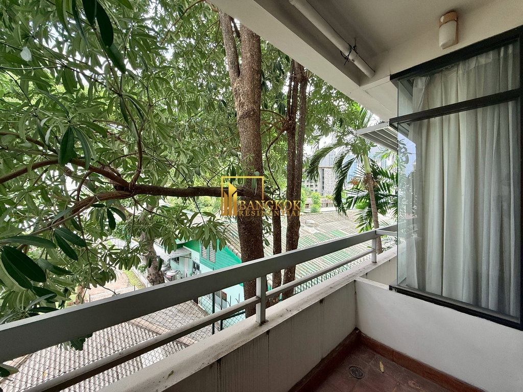 รูป Expansive 3 Bedroom Apartment For Rent in Phrom Phong - BR20791AP - รูปที่ 16/35