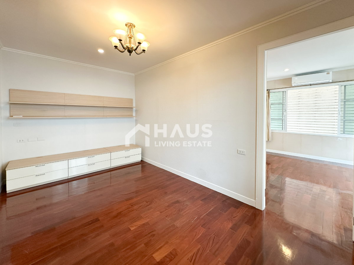 picture Baan Klang Krung The Nice Ratchavipha / 4 Bedrooms #HPCC056 - 13/39