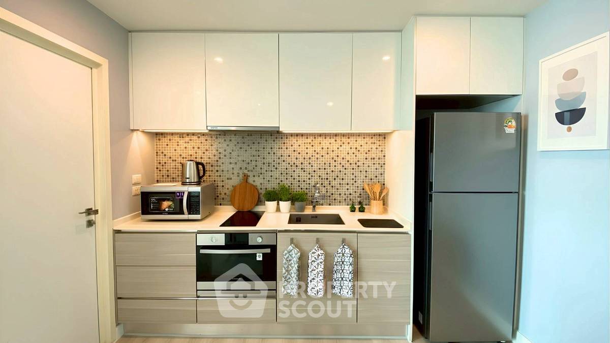 picture 1-BR Condo at The Room Sukhumvit 21 near MRT Sukhumvit (ID 3000753) - 2/8