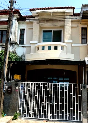 Townhouses for sale Muang Pathum Thani Pathumthani : For Sale TownHouse Newly renovated