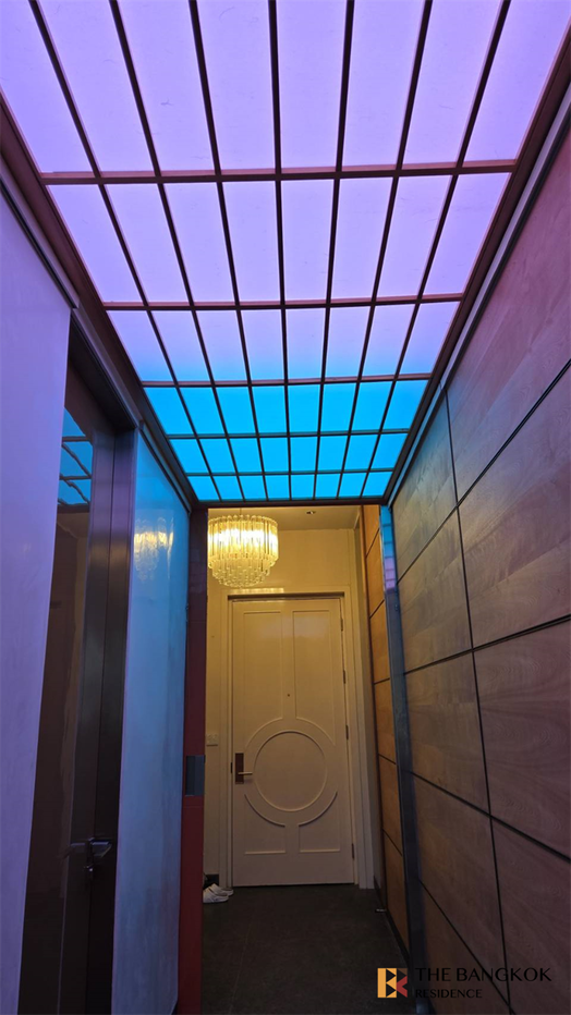 picture The Ritz Carlton Residence near BTS Chong Nonsi - 2/10