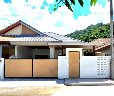 Twin houses for sale Kathu Phuket :  🏡 Dream home in Kathu area, ready to move in today! Twin houses in a great location with convenient transportation.
