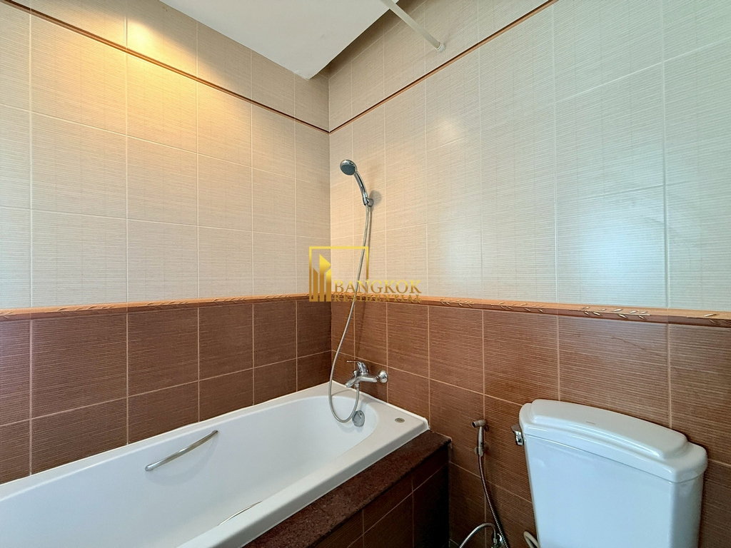 picture Expansive 3 Bedroom Apartment For Rent in Sathorn Area - BR0135AP - 42/59