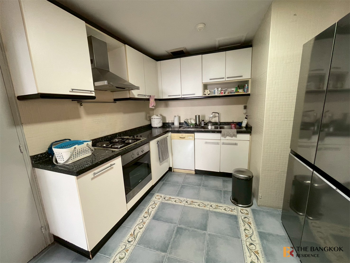 picture Luxury Condo Ready to Move-in at the Best Location President Park Sukhumvit 24 - 7/10