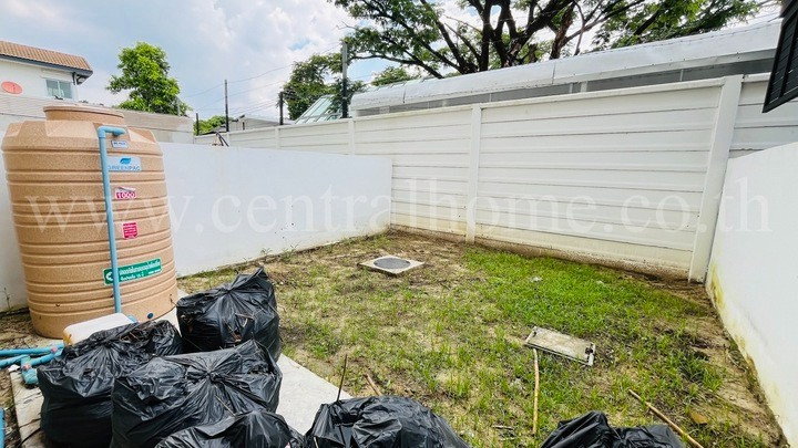 รูป อาคารสำนักงาน โฮมออฟฟิศ เดอะคอมเมิร์ซ 3 ชั้นครึ่ง ประชาอุทิศ-สุขสวัสดิ์ - รูปที่ 8/14