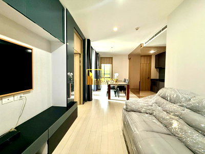 คอนโดให้เช่า : Noble Ploenchit | Refined 2 Bed Condo For Rent Next to BTS - BR61534CD