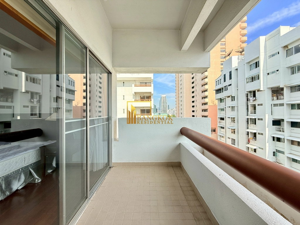 picture Expansive 3 Bedroom Apartment For Rent in Sathorn Area - BR0135AP - 31/59