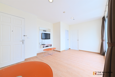 Easy Start with a City Dweller Lifestyle Life@Ratchada - Huaikhwang near MRT Huai Khwang Station