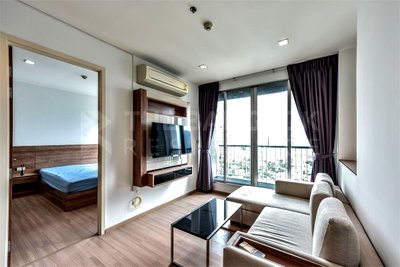ขายคอนโด : ห้องสวยพร้อมเข้าอยู่ ริธึ่ม พหลฯ-อารีย์ ใกล้ BTS สถานีเสนาร่วม