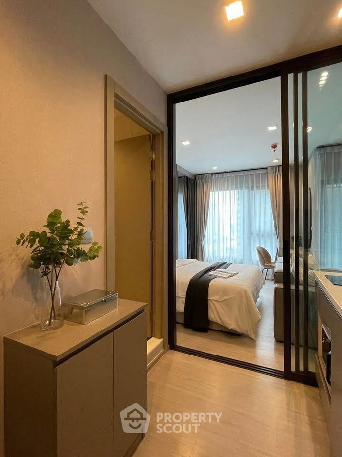 picture Studio Condo at Life Asoke - Rama 9 near MRT Phra Ram 9 (ID 2683055) - 8/11