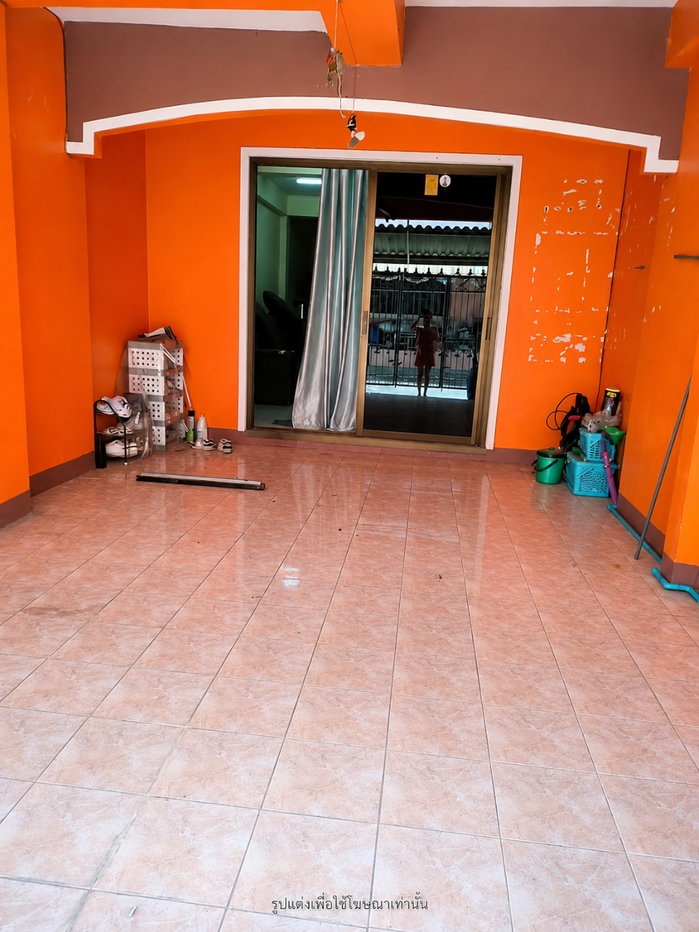 รูป 🔥 ทาวน์เฮ้าส์ 2 ชั้น โซนสาย 4 ราคาเพียง 1.55 ล้าน! 🏡 บ้านทาวน์เฮ้าส์ 2 ชั้น สิวารัตน์ 5 (สาย 4) - รูปที่ 2/9