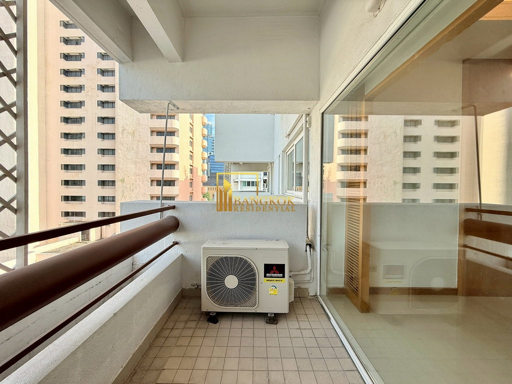 รูป Delightful 3 Bedroom Apartment For Rent in Sathorn Area - BR21358AP - รูปที่ 11/50