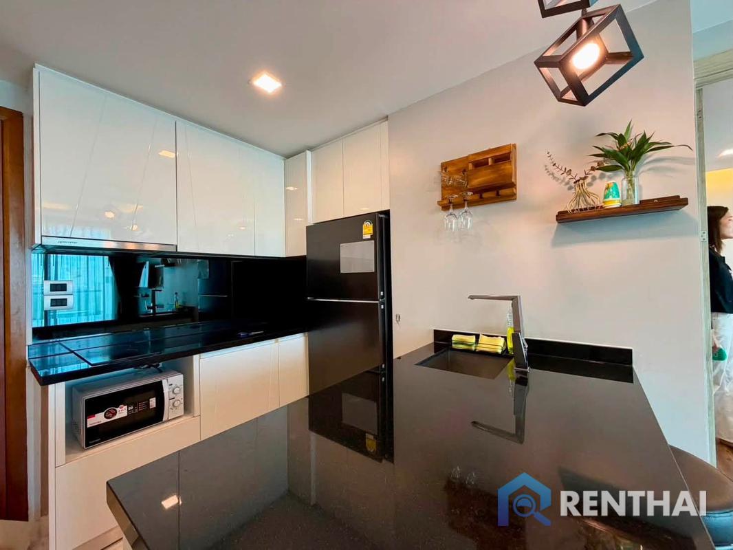 picture For rent condo 1 bedroom at The Peak Towers - 10/25