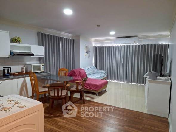 picture 2-BR Condo at Sriracha Bay View in Si Racha (ID 2999100) - 1/3
