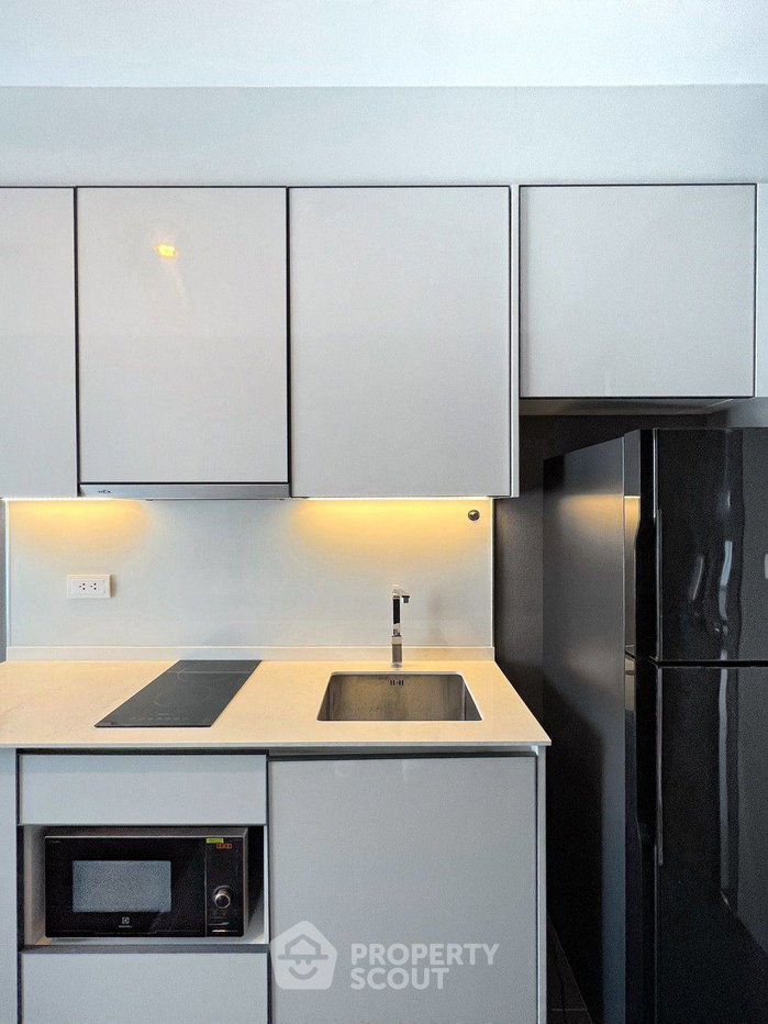 picture 1-BR Condo at C Ekkamai near ARL Ramkhamhaeng (ID 947895) - 9/10