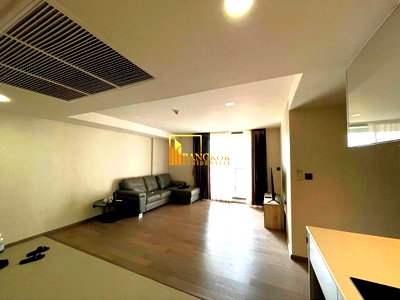 Condos for rent : Klass Sarasin  | Delightful 2 Bedroom Condo in Rajdamri - BR15013CD