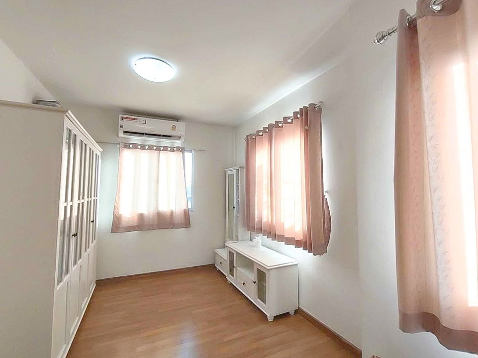 รูป Townhouse for Sale Khao Noi East Pattaya Corner Unit - รูปที่ 4/12