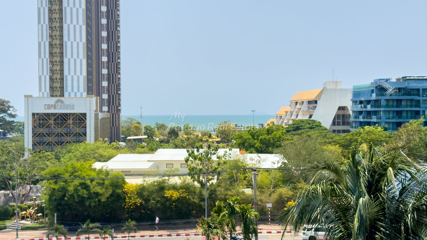 รูป 🛏️ 2 ห้องนอน - 🛁 1 ห้องน้ำ - 🏙️ Sea View - 🌏 ชื่อชาวต่างชาติ - 🏢 Dusit Grand Condo View Pattaya - รหัส: DUSITG23 - รูปที่ 1/15